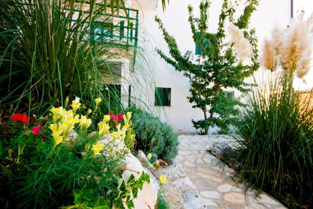 Apartments Iris Rabac Exterior foto