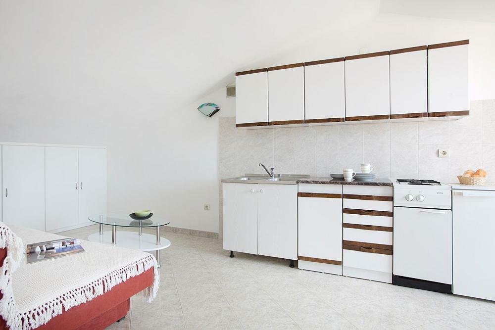 Apartments Iris Rabac Exterior foto